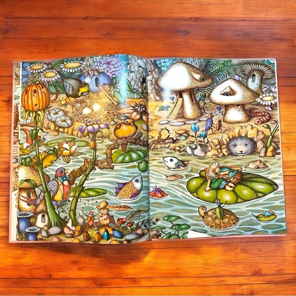 THUMBELINA - Retold by Marianna Mayer Illustrated by John O’Brien 1986 Hardcover - Picture 8 of 11